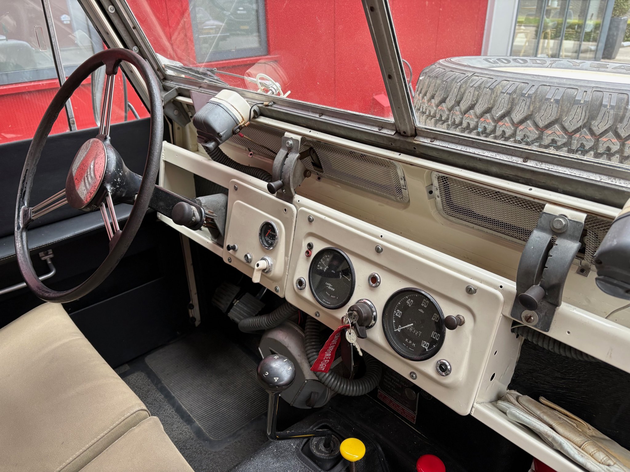 Land Rover 88 series 2 Soft-Top
