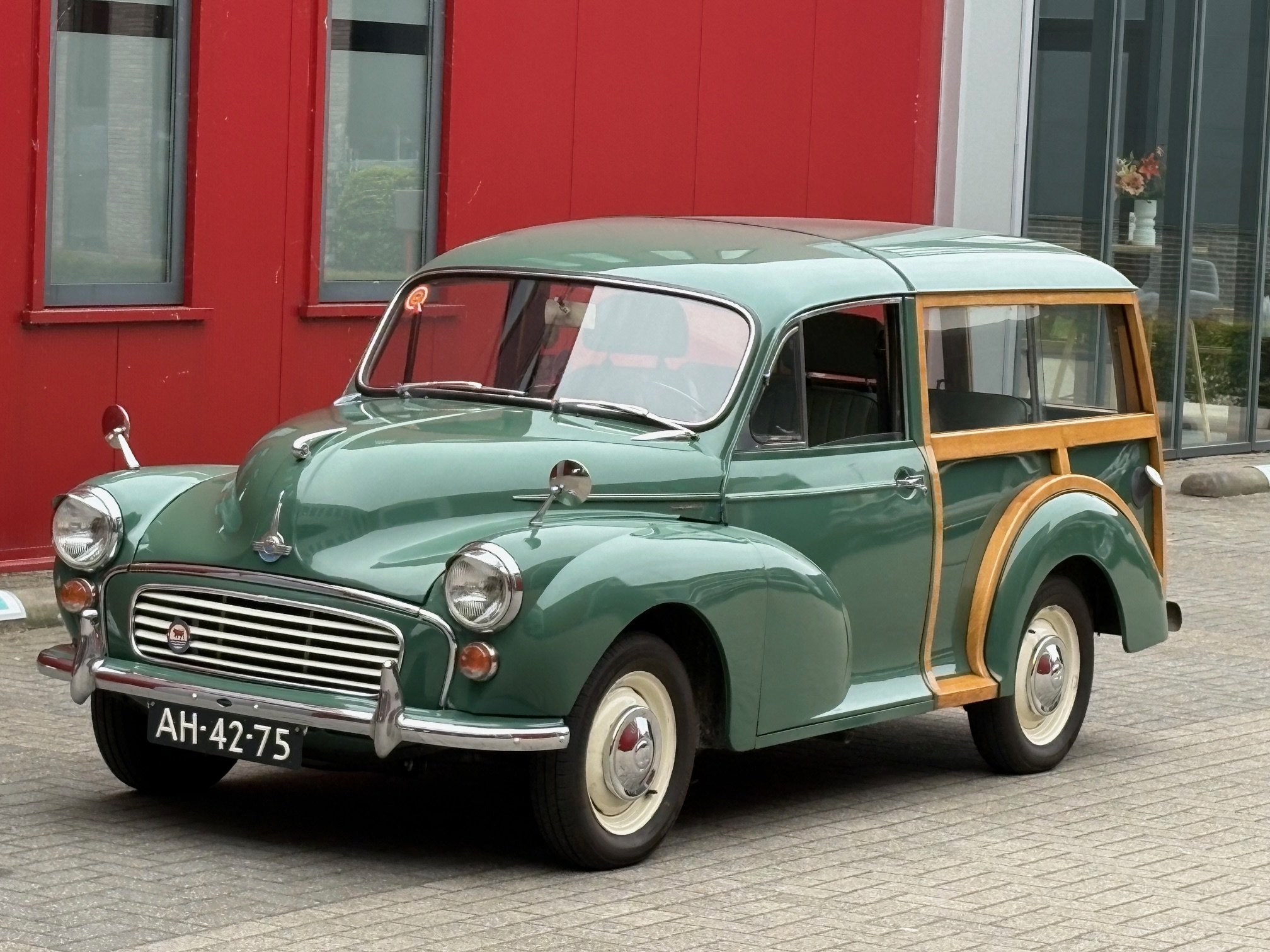 Morris Minor Traveller 1000