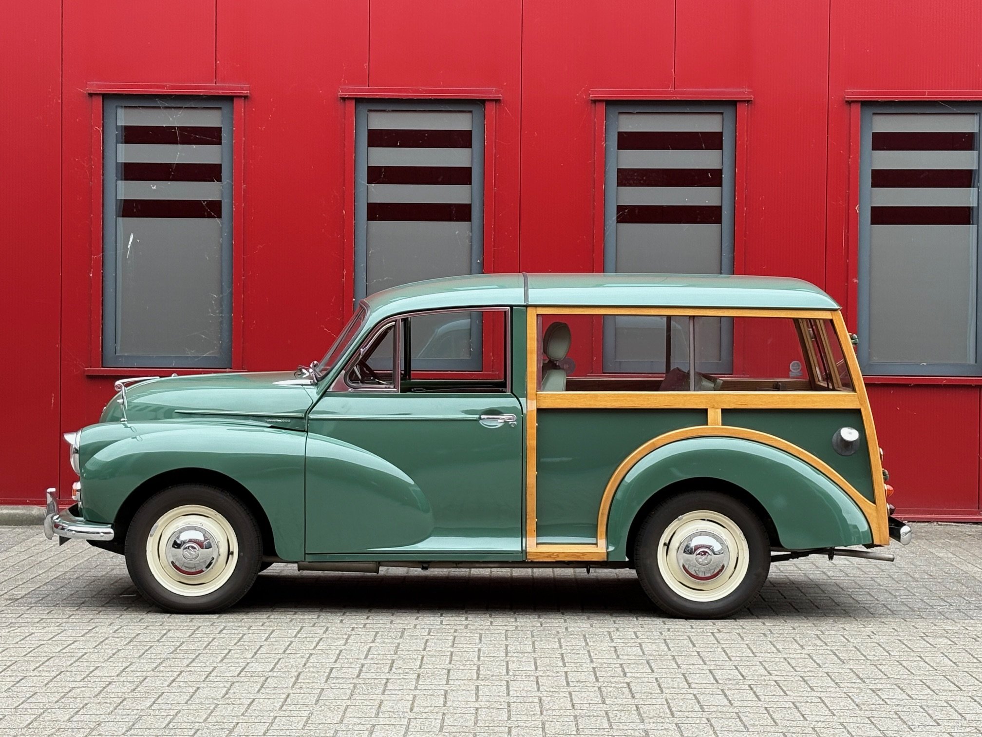 Morris Minor Traveller 1000