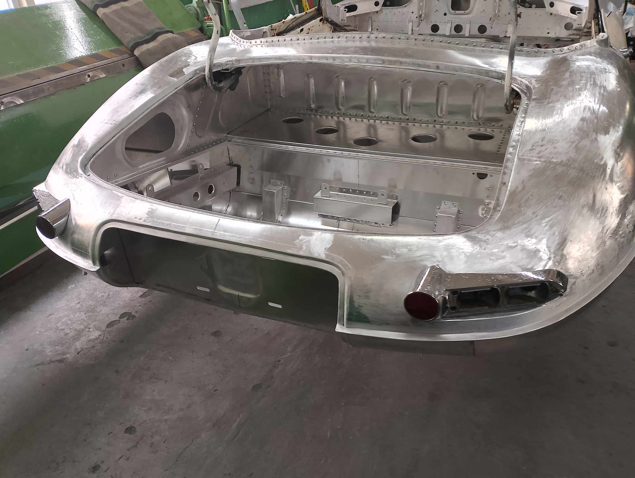 Jaguar E-type Lightweight Project