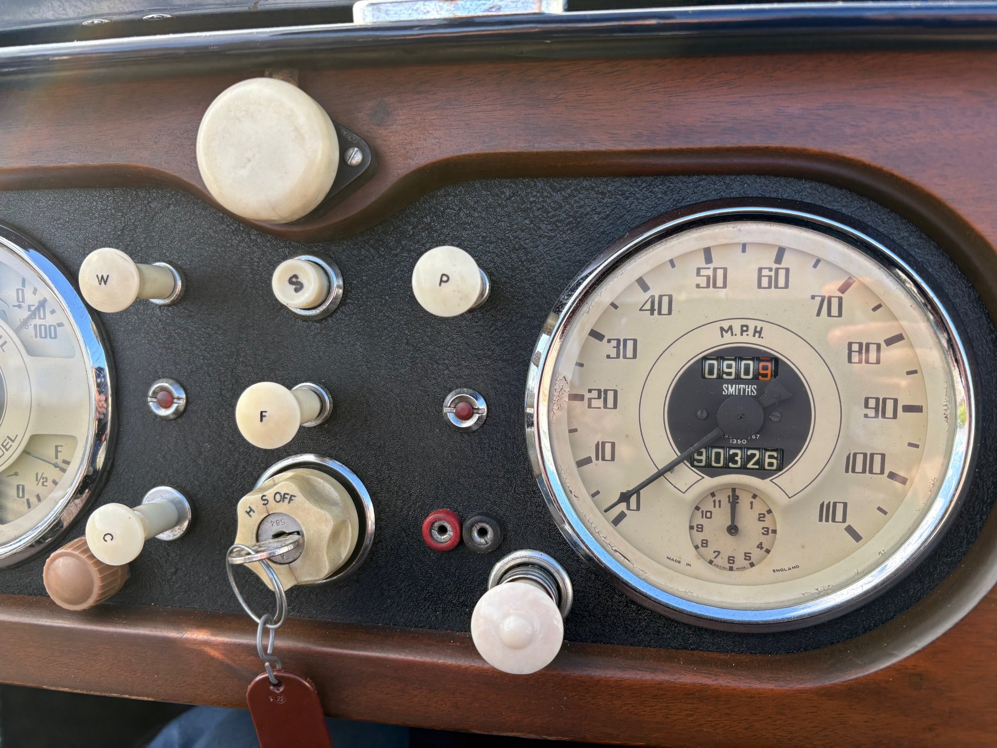 Morgan +4 Bustle Back