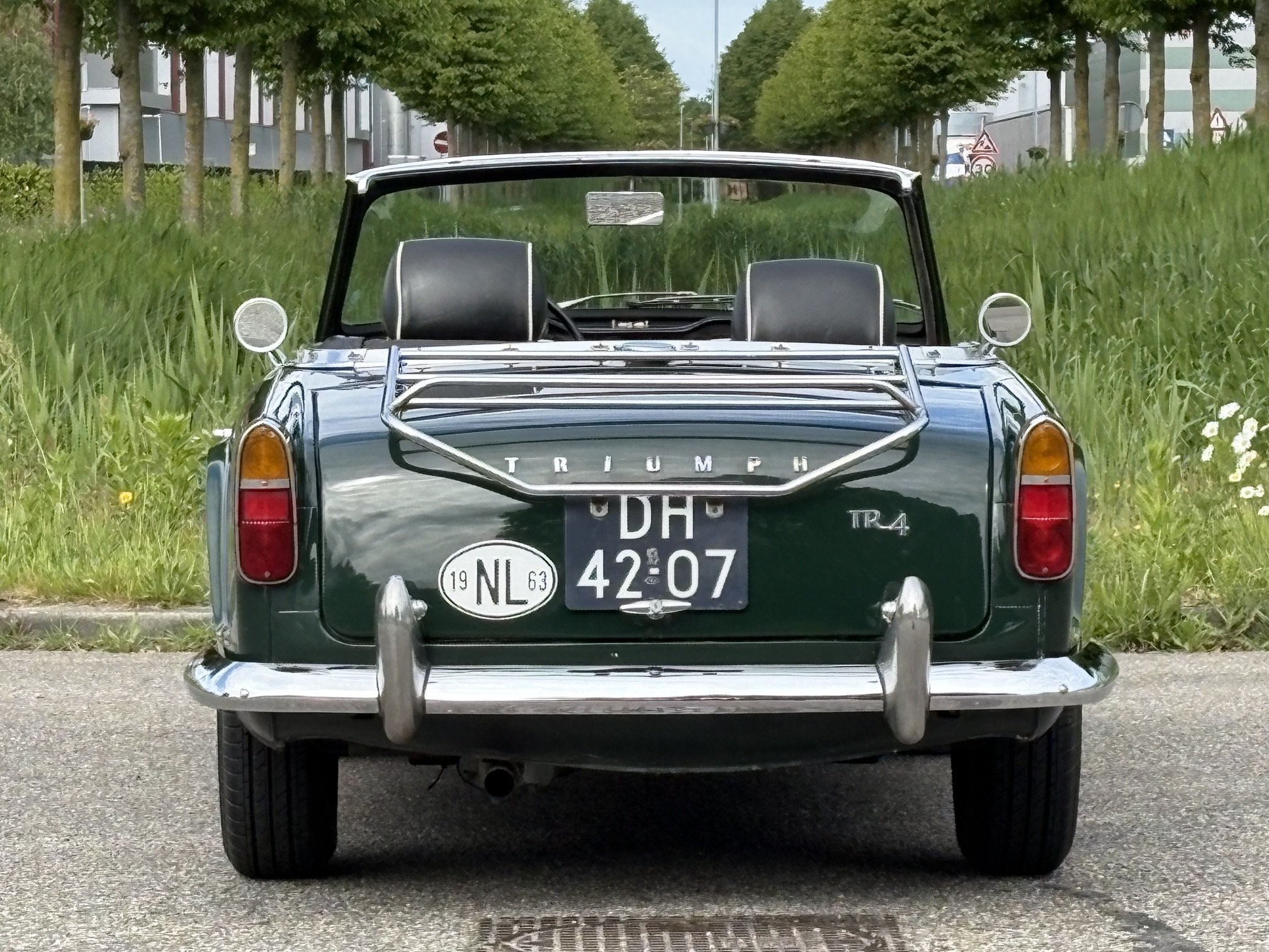Triumph TR4