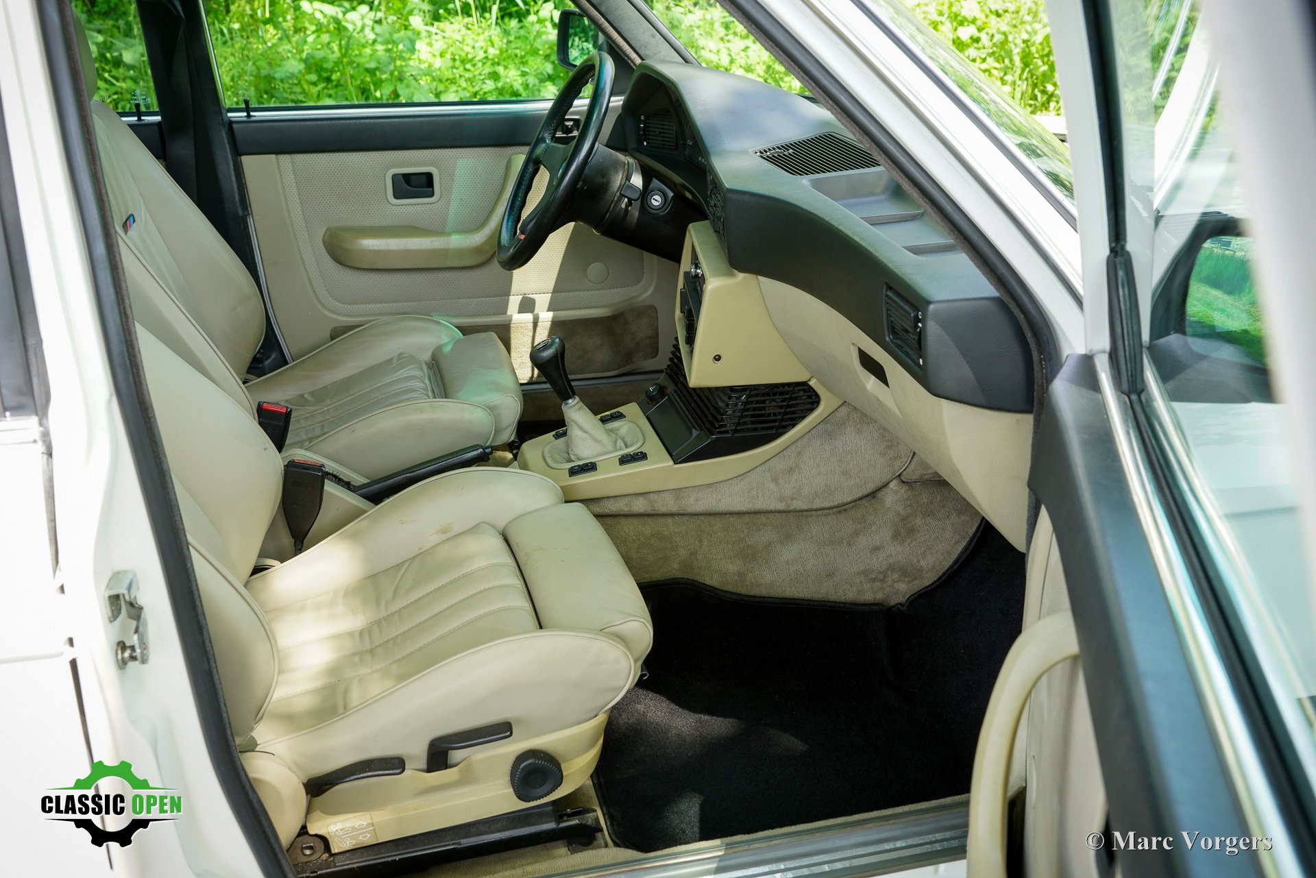 BMW M5351 (E28)