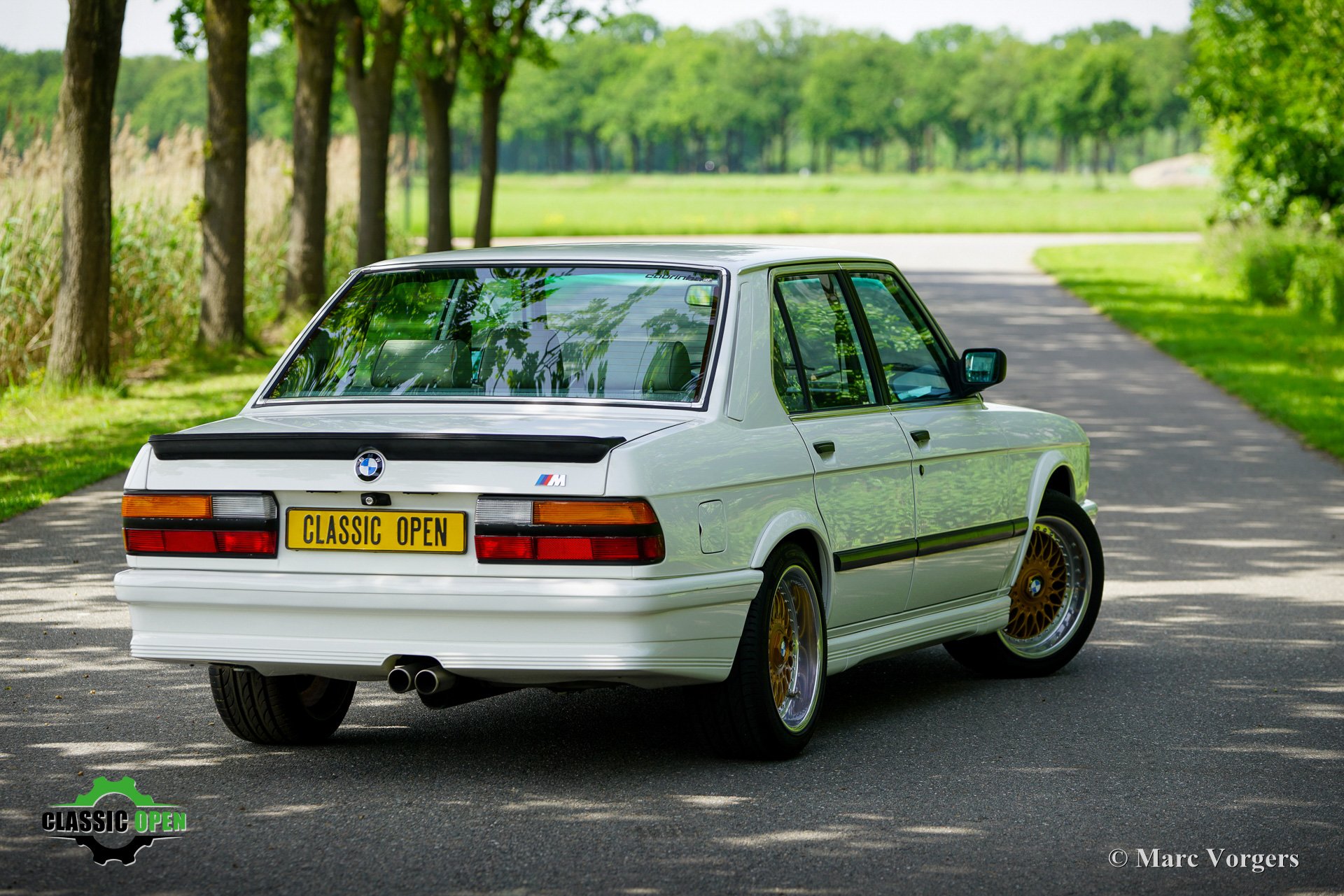 BMW M5351 (E28)