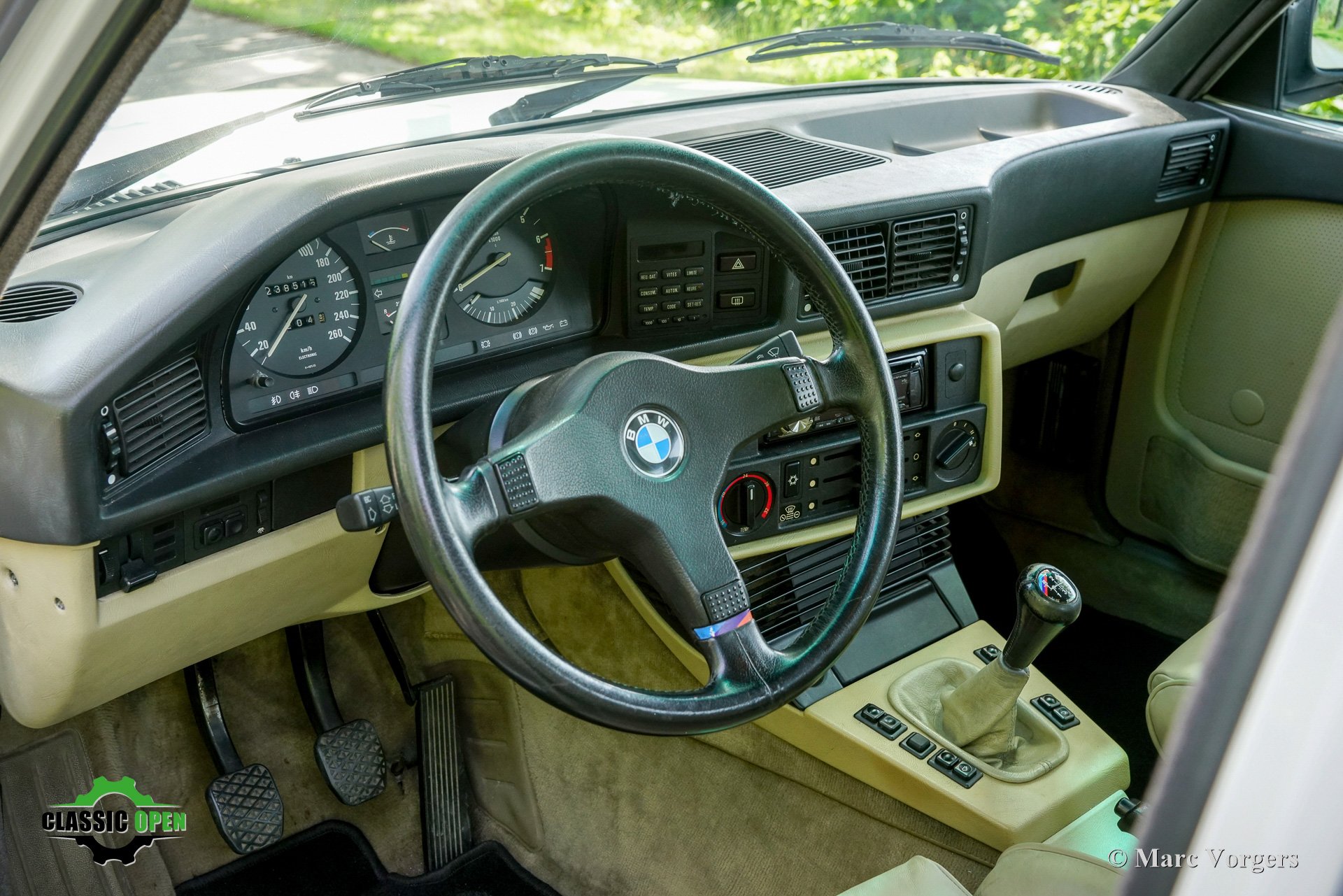 BMW M5351 (E28)