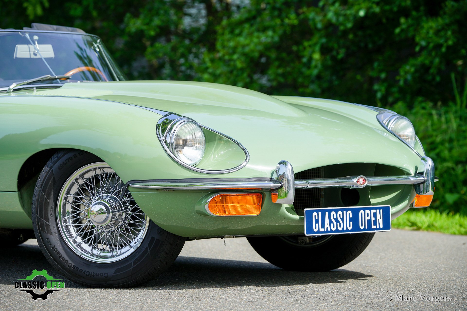 Jaguar E-type 4.2 Roadster S2