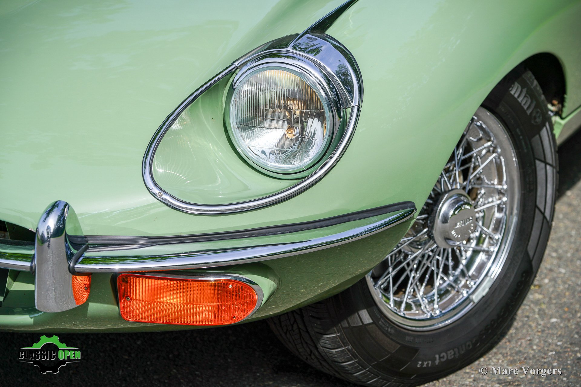 Jaguar E-type 4.2 Roadster S2