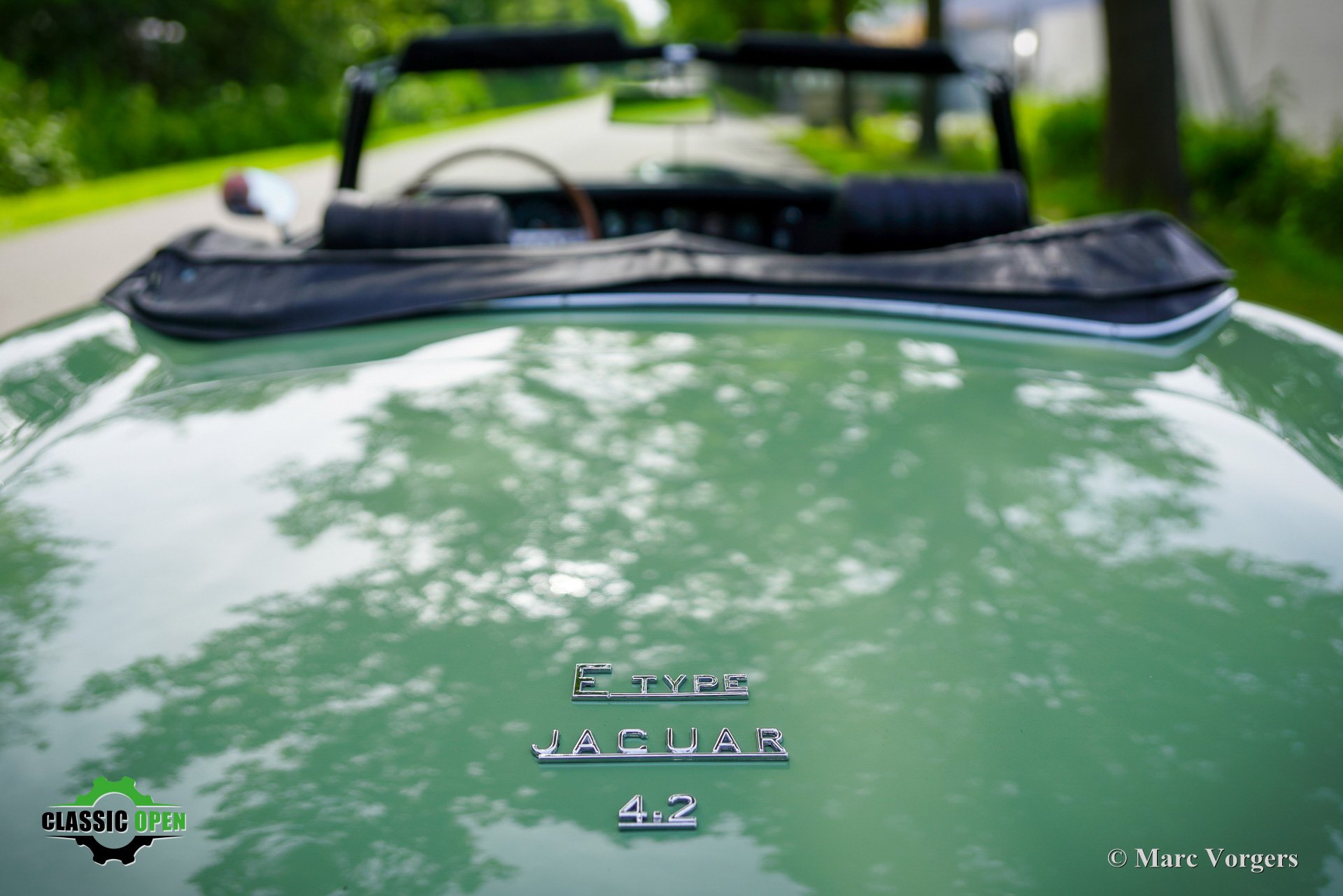 Jaguar E-type 4.2 Roadster S2