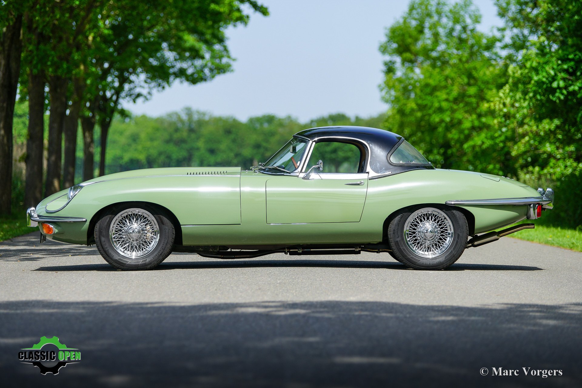 Jaguar E-type 4.2 Roadster S2