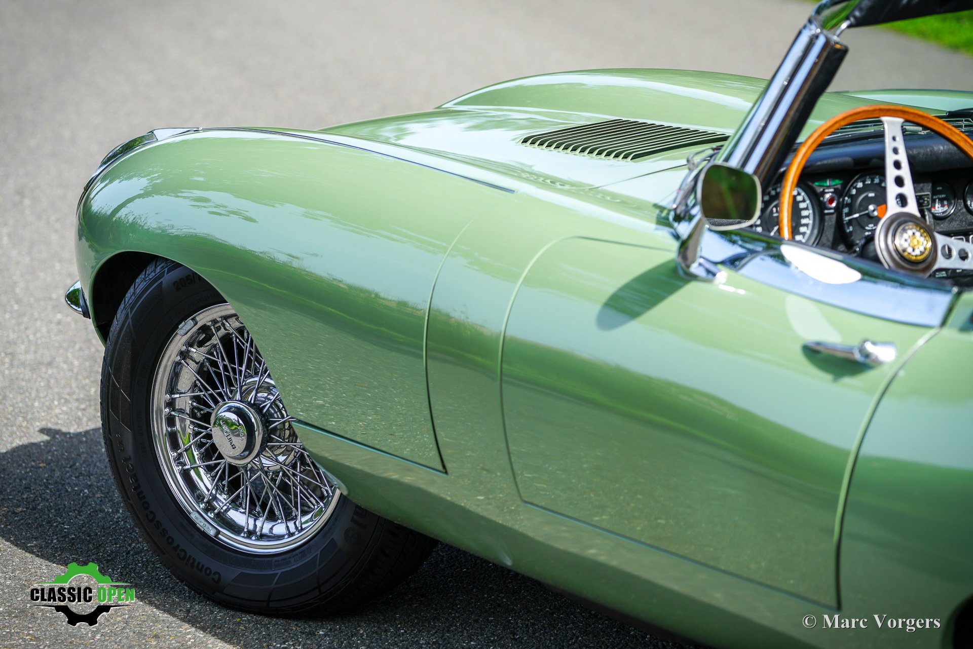 Jaguar E-type 4.2 Roadster S2