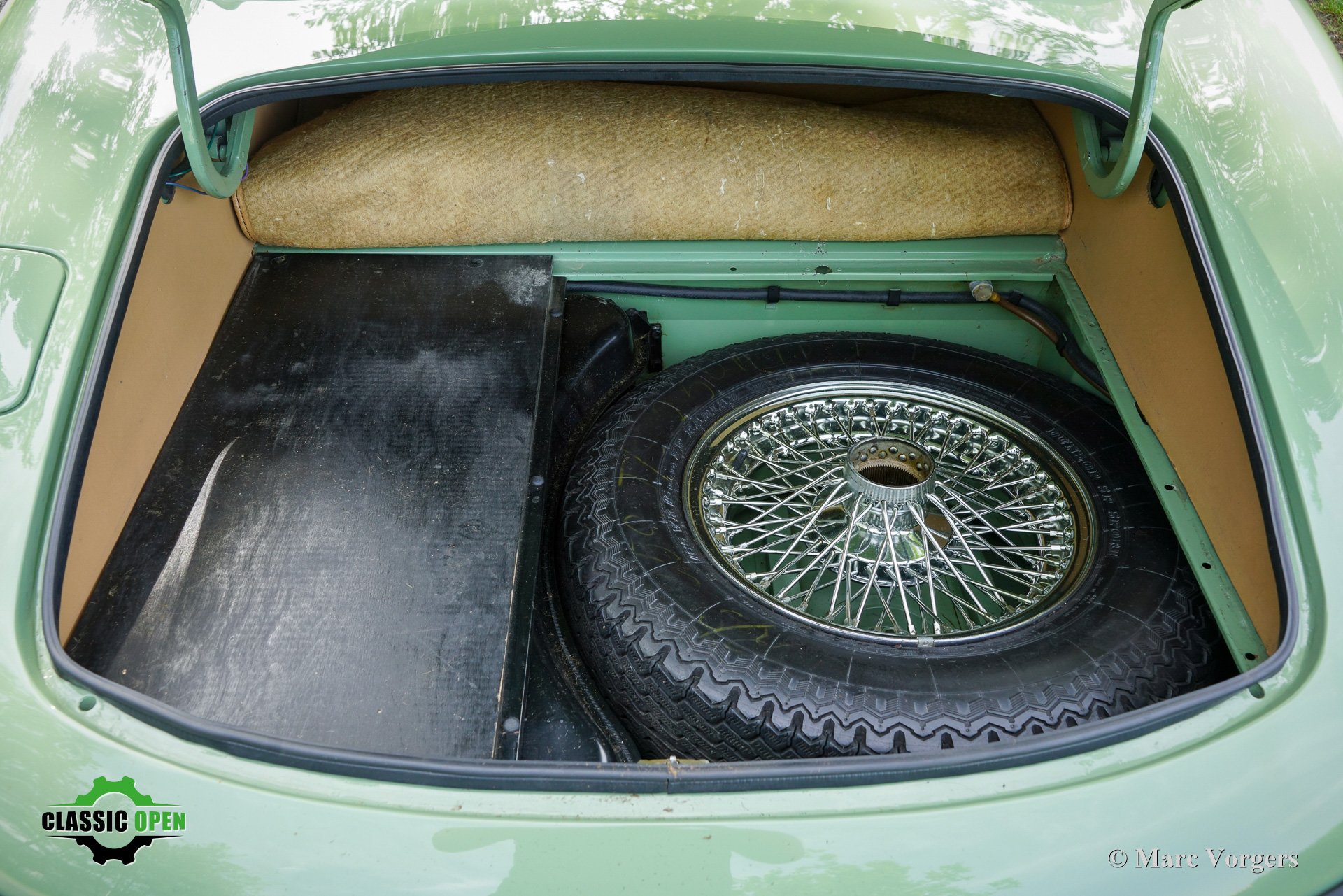 Jaguar E-type 4.2 Roadster S2