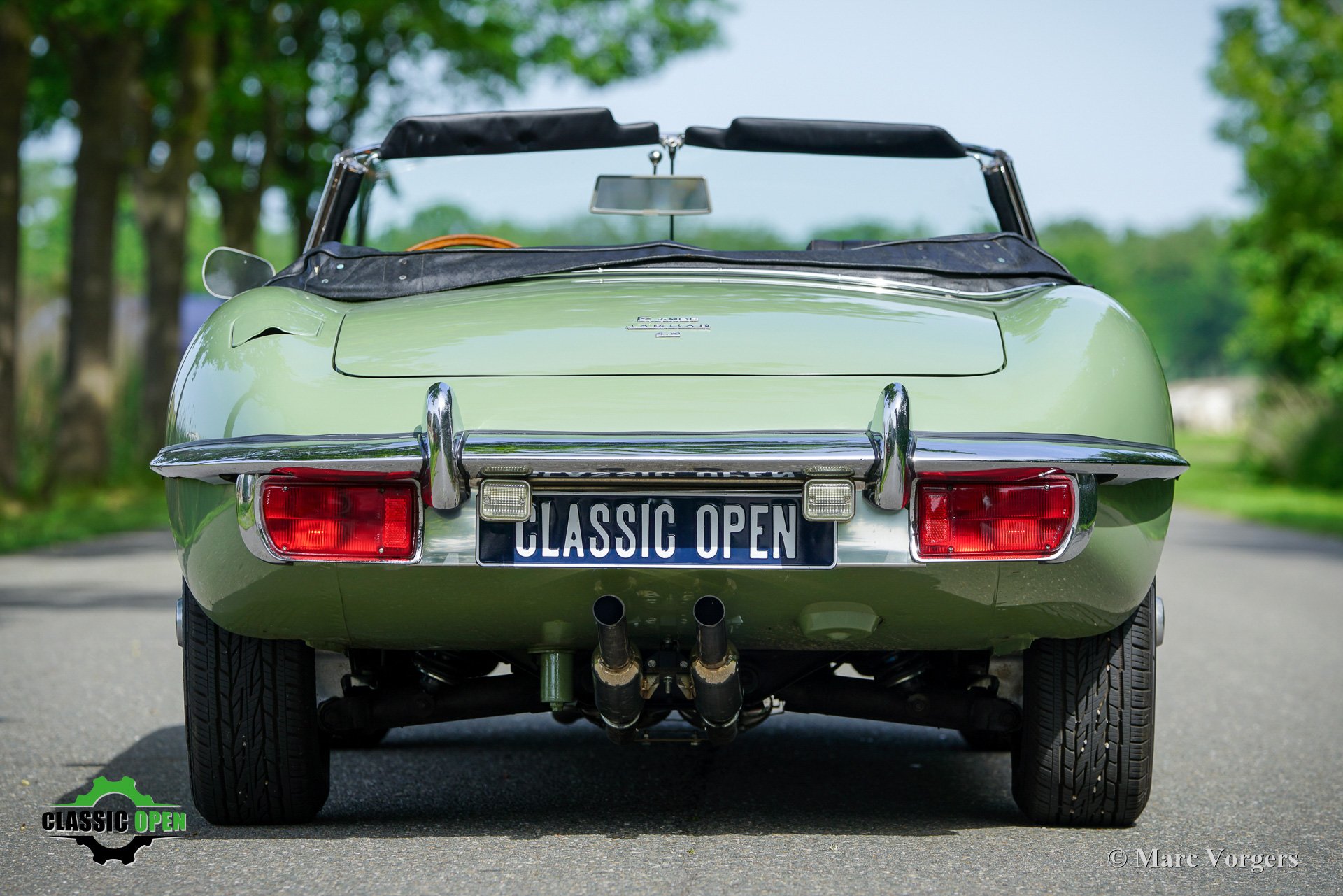 Jaguar E-type 4.2 Roadster S2