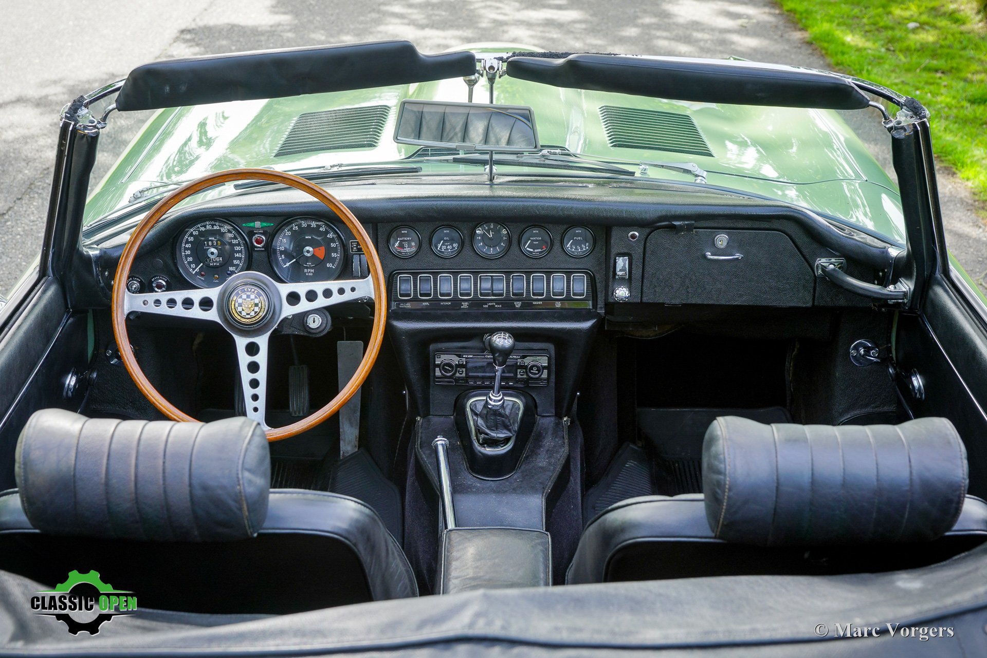 Jaguar E-type 4.2 Roadster S2