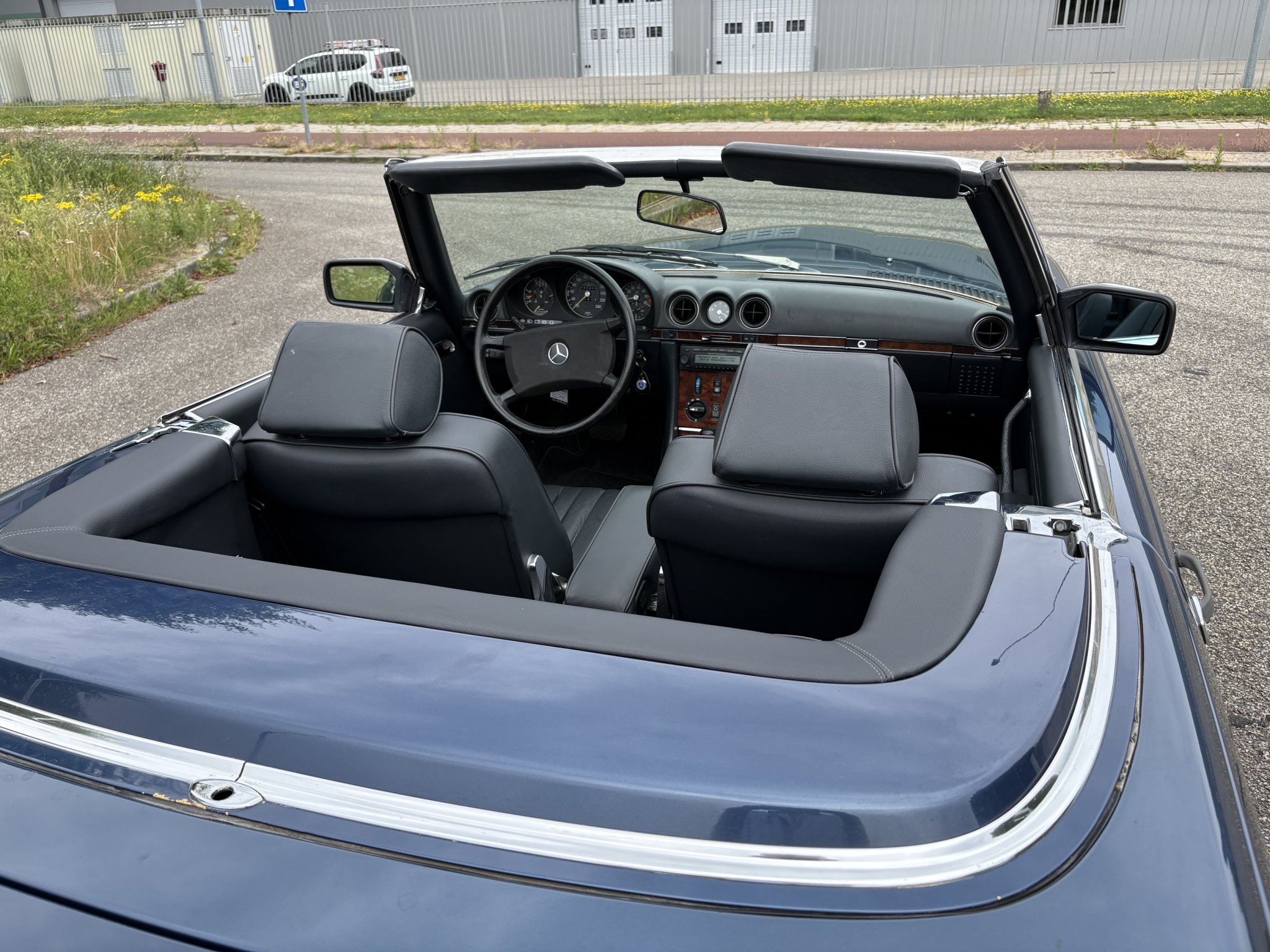 Mercedes Benz 420SL R107