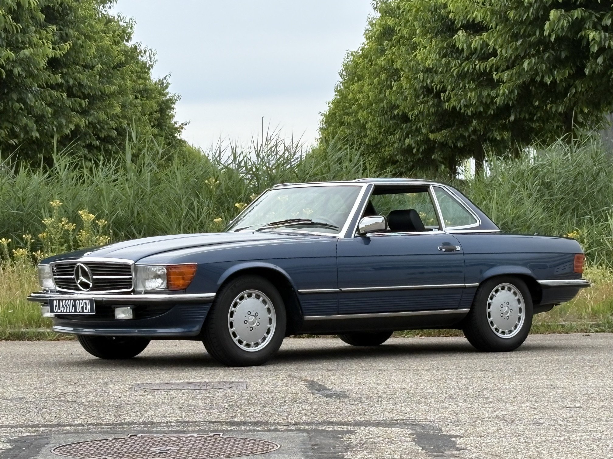 Mercedes Benz 420SL R107