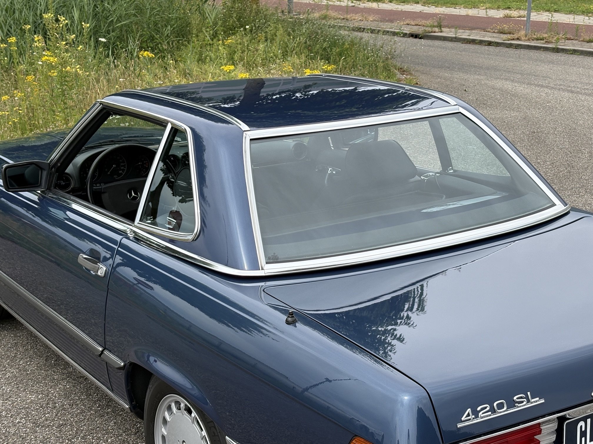 Mercedes Benz 420SL R107