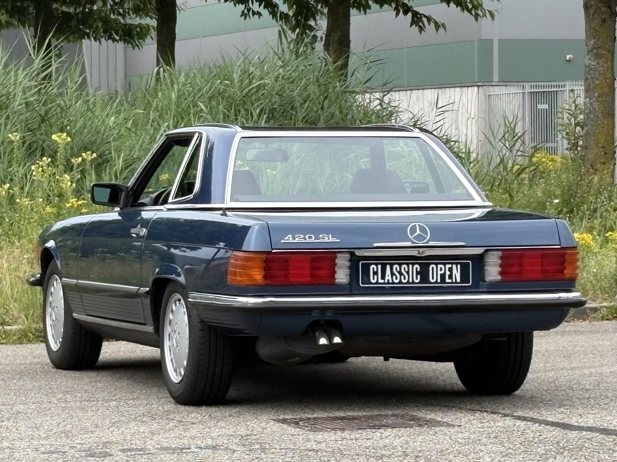 Mercedes Benz 420SL R107