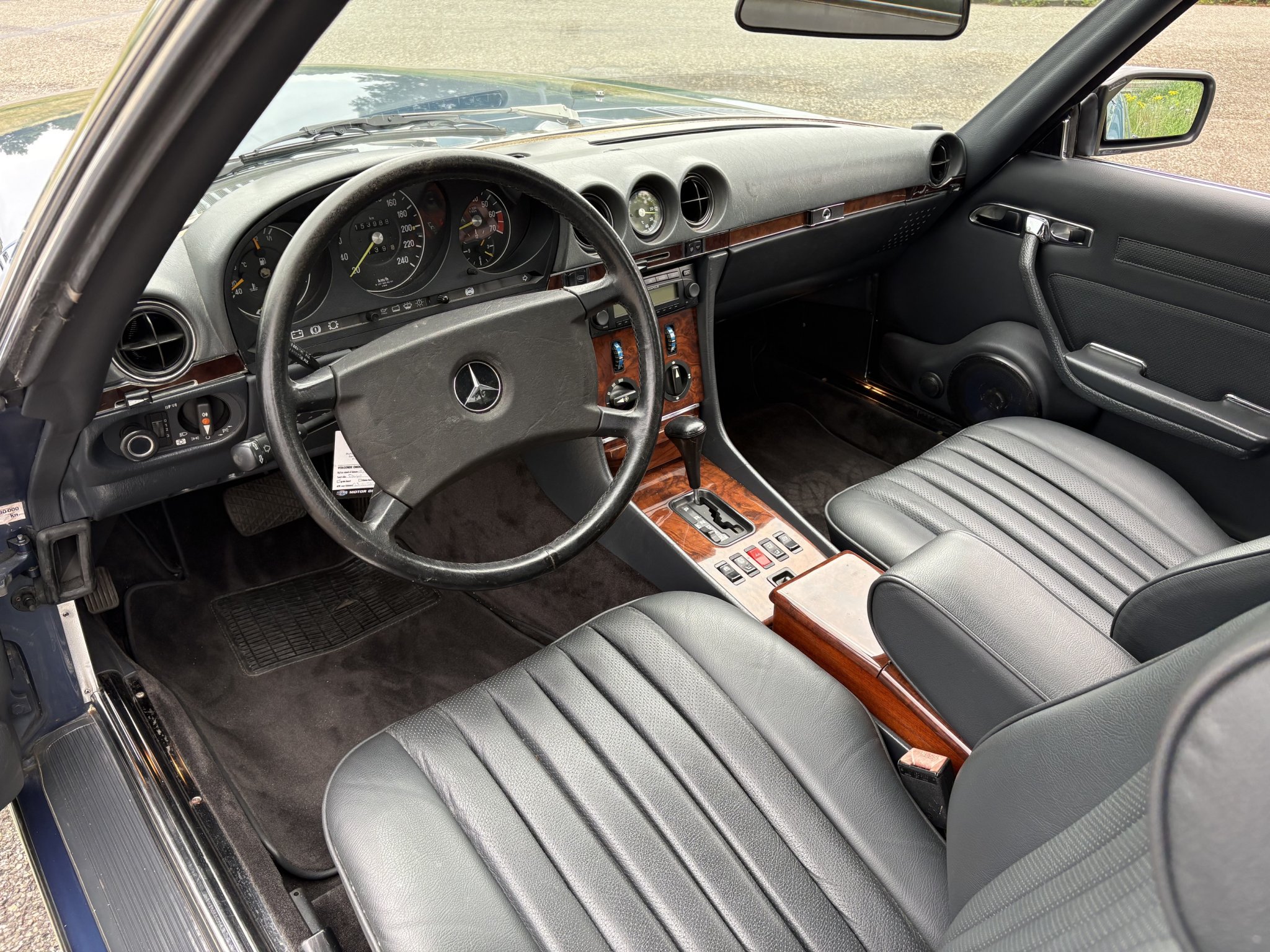 Mercedes Benz 420SL R107
