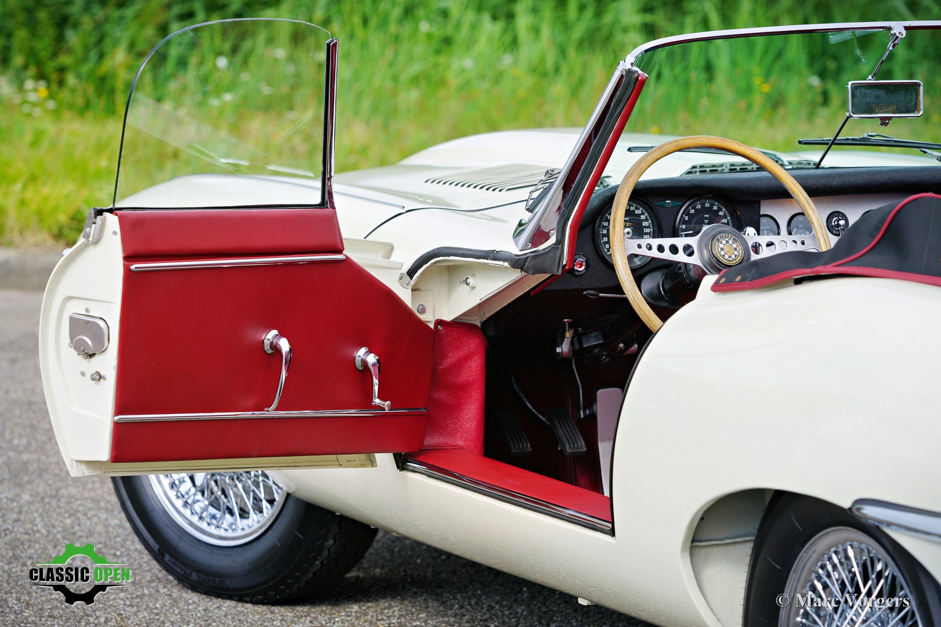 Jaguar E-type 3.8 Roadster OBL