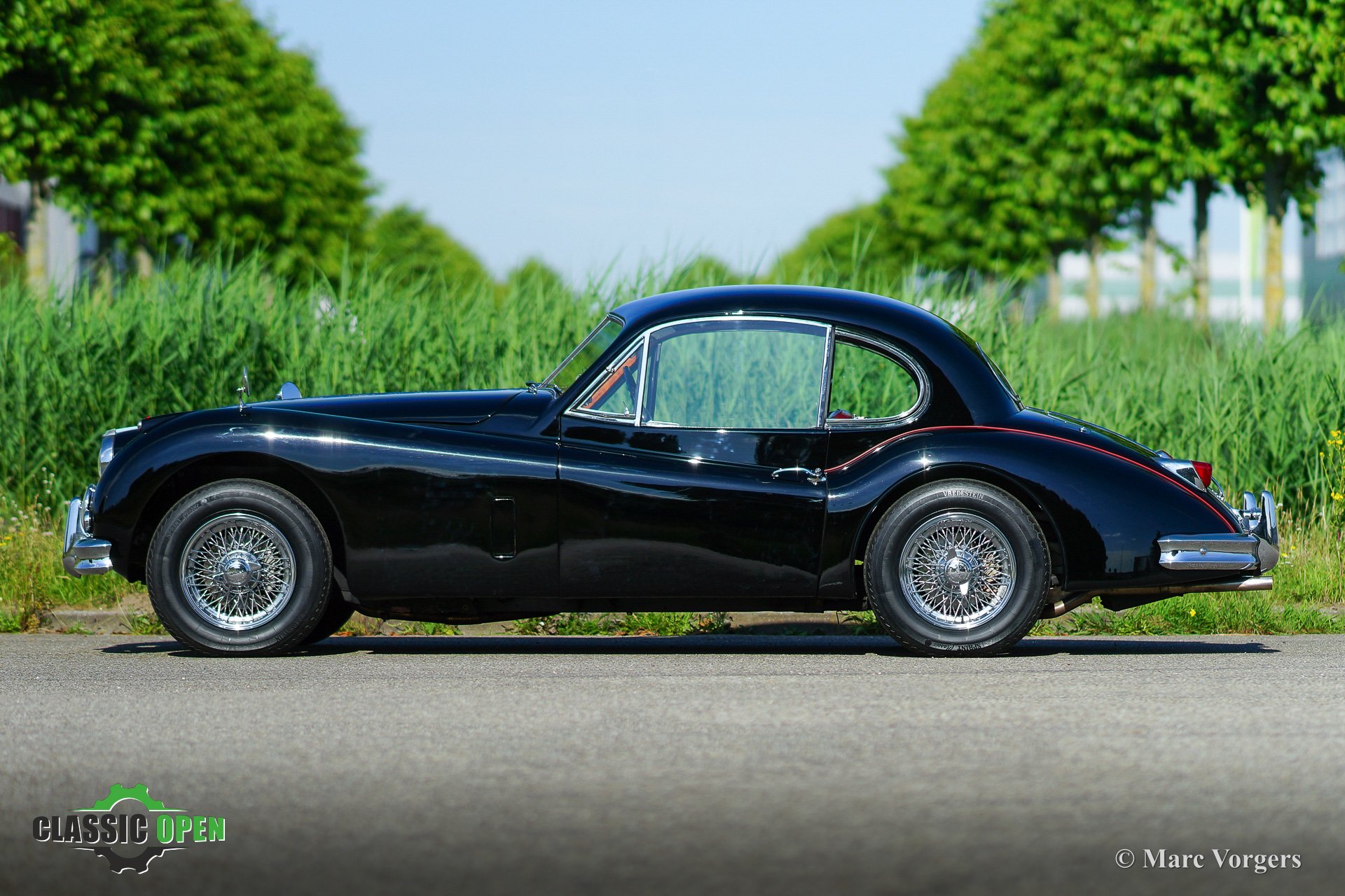 Jaguar XK140 FHC