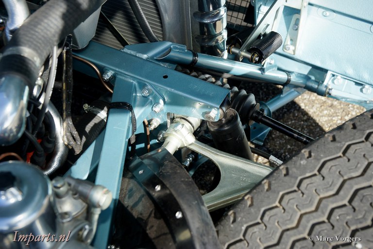 25f-jaguar-e-type-vooras.jpg