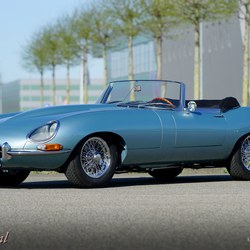 45-jaguar-e-type-ots-1963.jpg