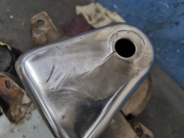 Volvo Amazone - P1800 subframe reparatie-4.jpg